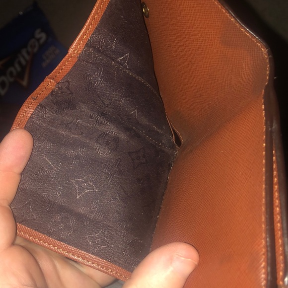 Wallet - Picture 3 of 5